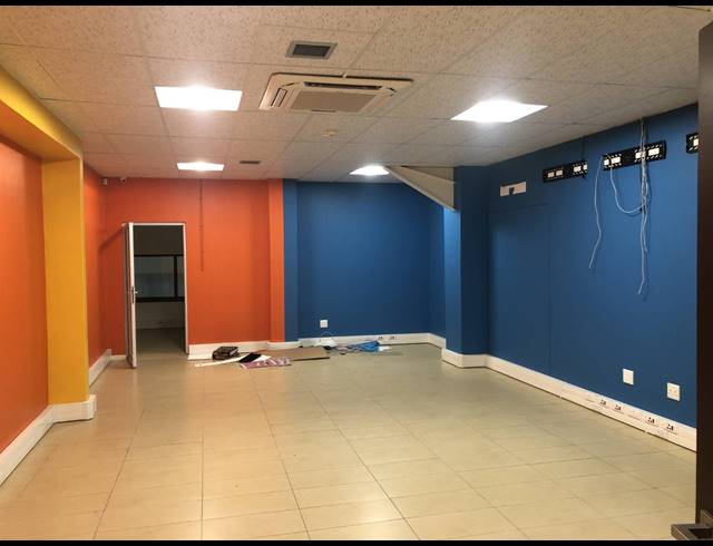 2,109M² FACTORY TO LET IN EPPING INDUSTRIAL
